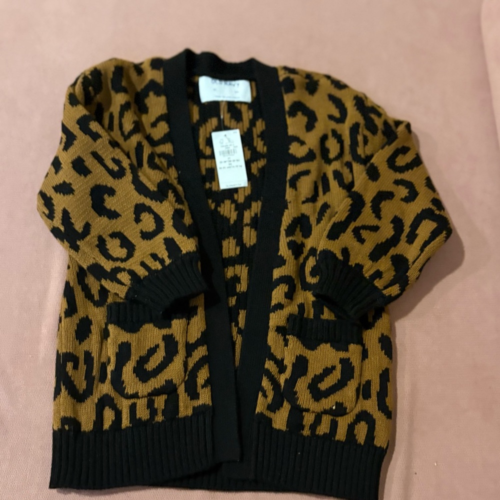 BNWT Old Navy Leopard Print Cardigan